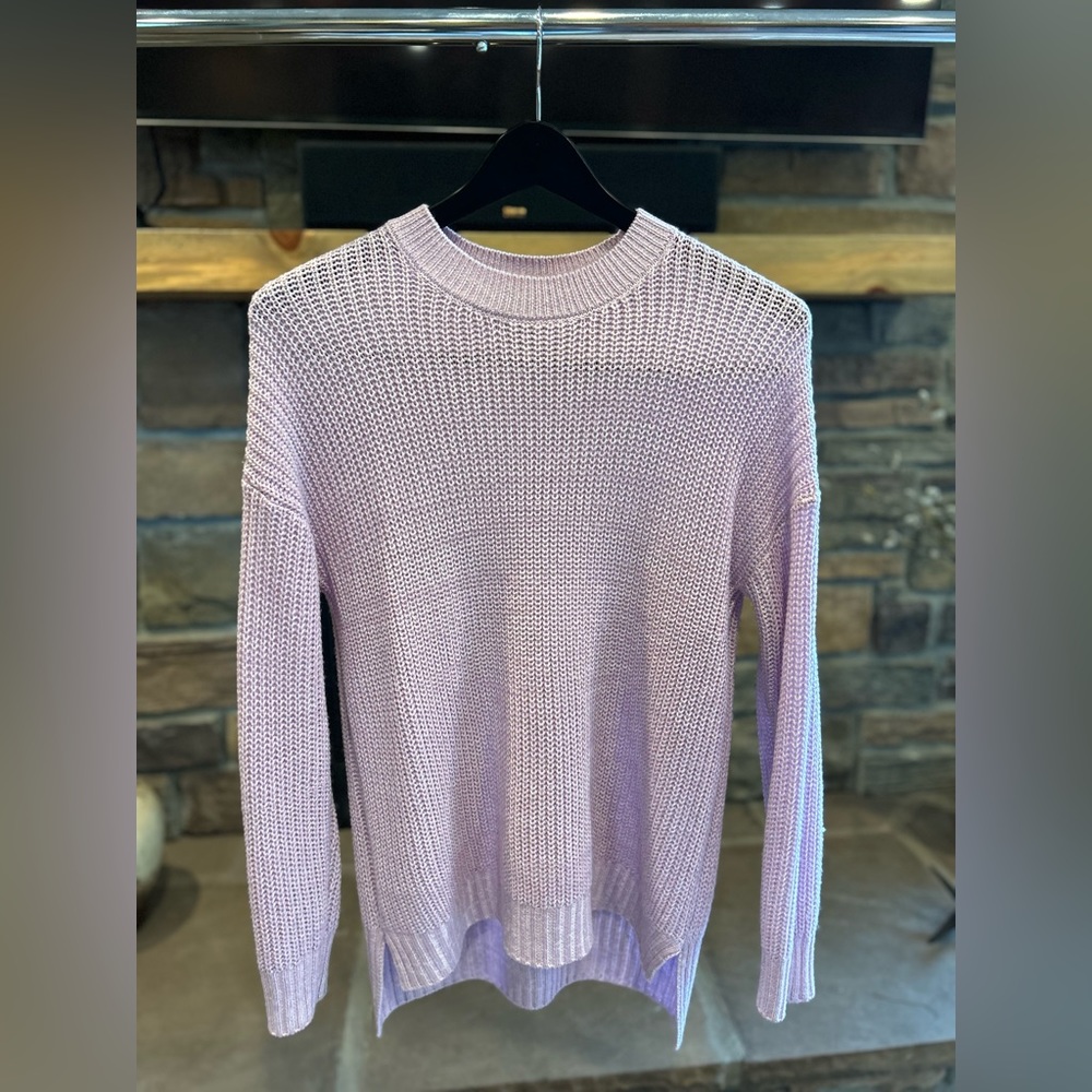 Woman’s Light Purple Sweater